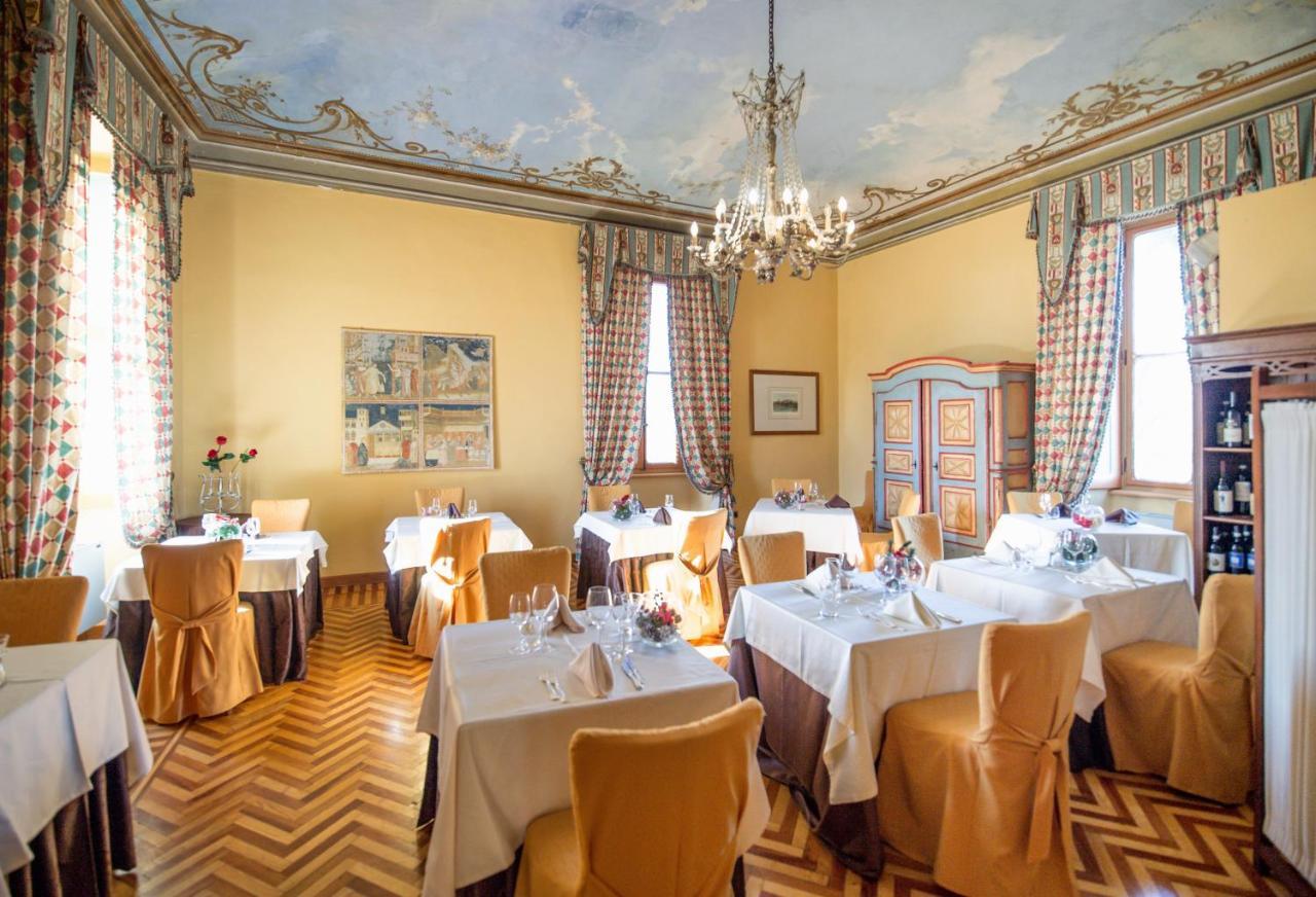 Hotel Castello Rosso Costigliole Saluzzo Zewnętrze zdjęcie